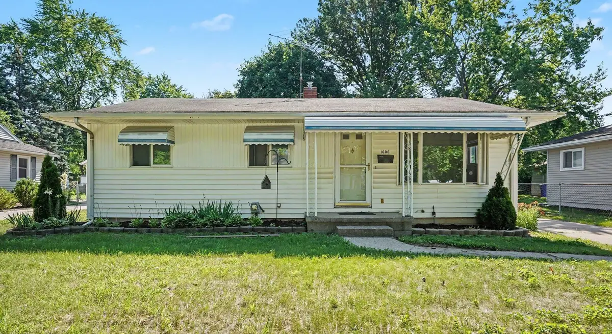 1606 Iowa Street, Midland, MI 48642 - #1