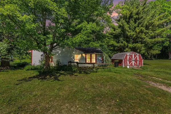 15 Welch Drive, Midland, MI 48640