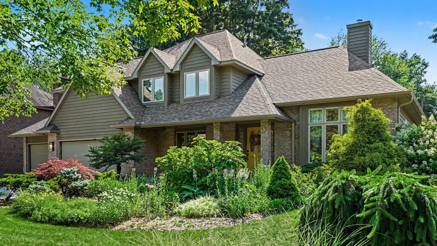 5113 Claremont Street, Midland, MI 48642 - #3