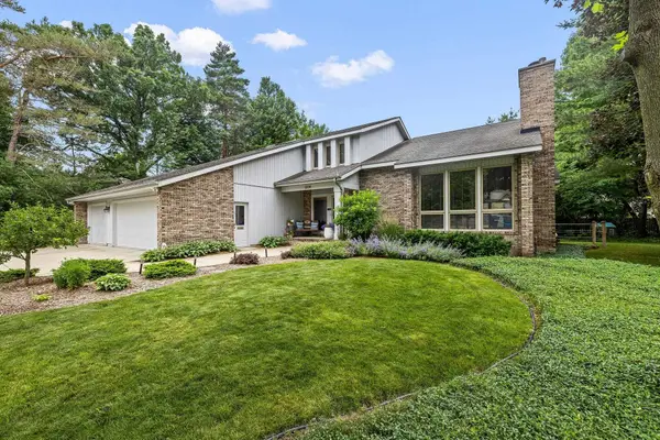 5809 Windy Gyle Road, Midland, MI 48640