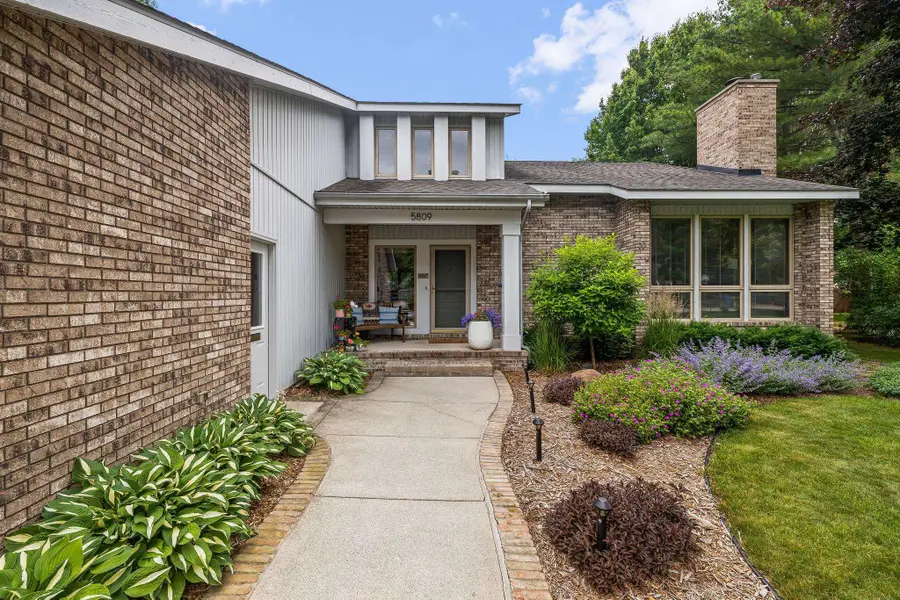 5809 Windy Gyle Road, Midland, MI 48640 - #3