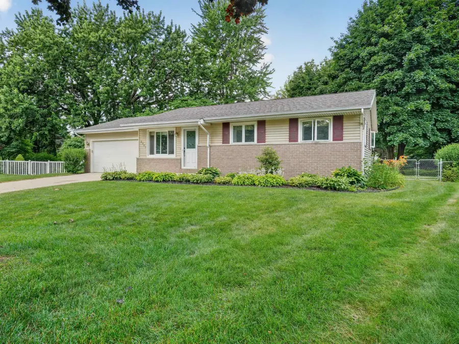2901 Darby Court, Midland, MI 48642 - #3