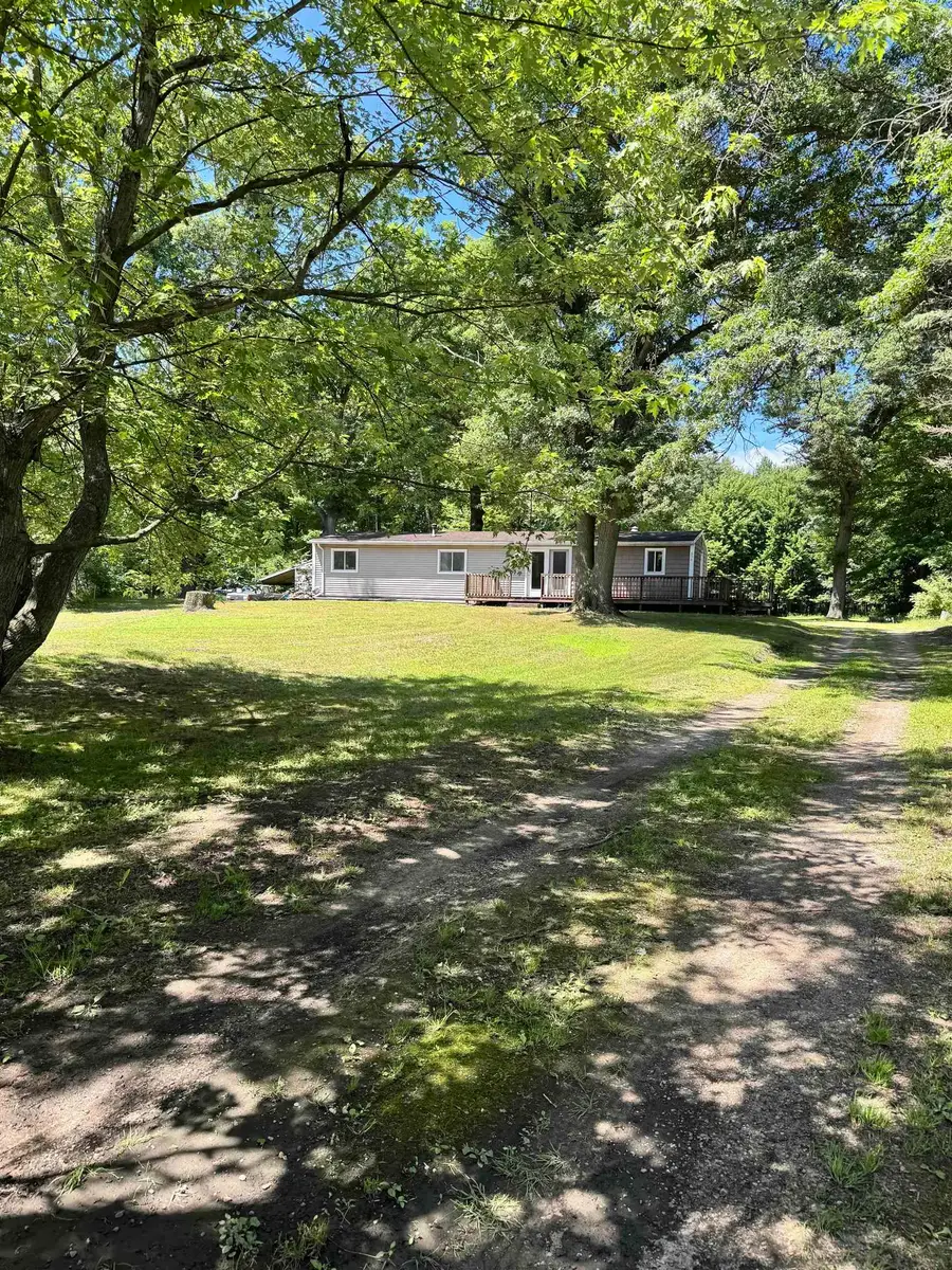 654 W Isabella Road, Midland, MI 48640 - #2
