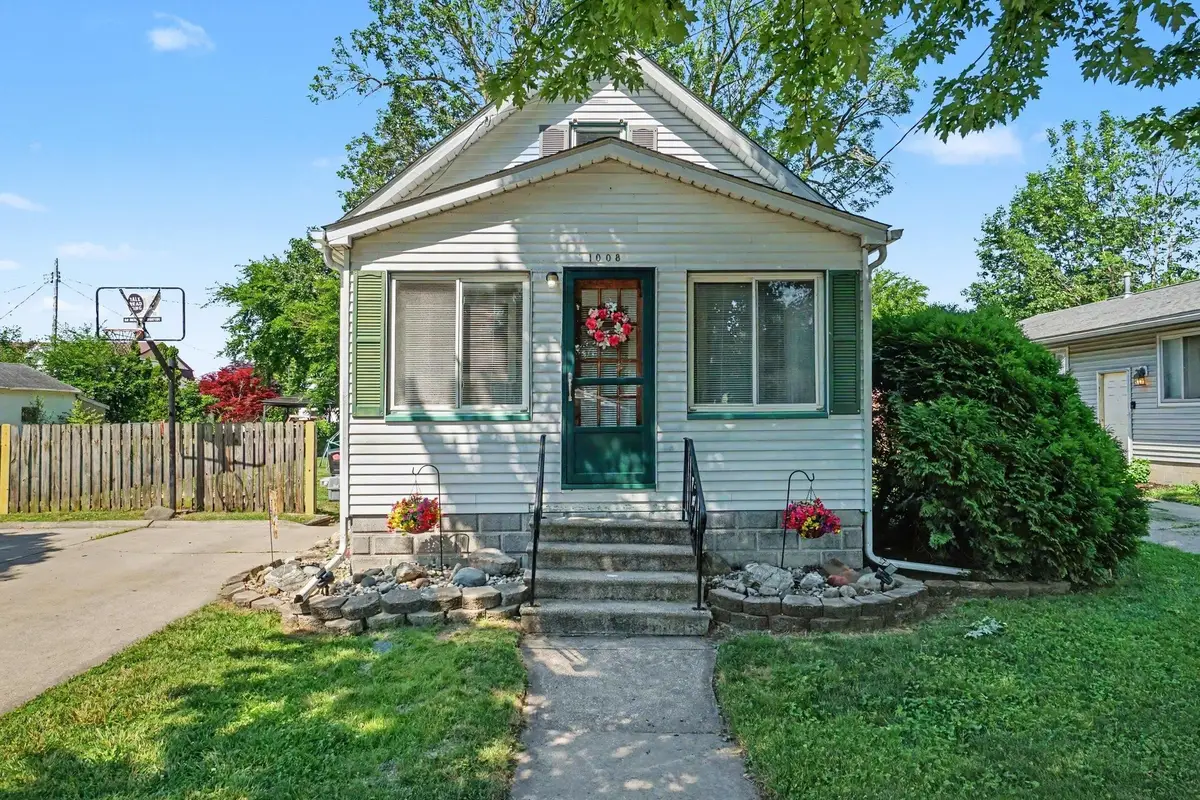 1008 S Sherman Street, Bay City, MI 48708 - #1