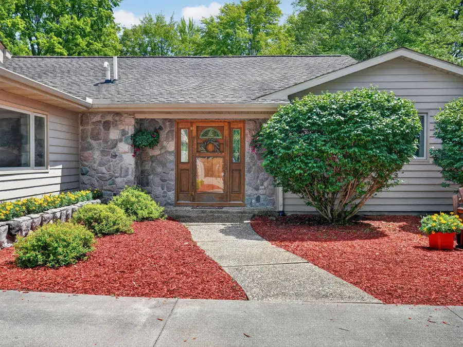 457 E Mier Road, Sanford, MI 48657 - #3