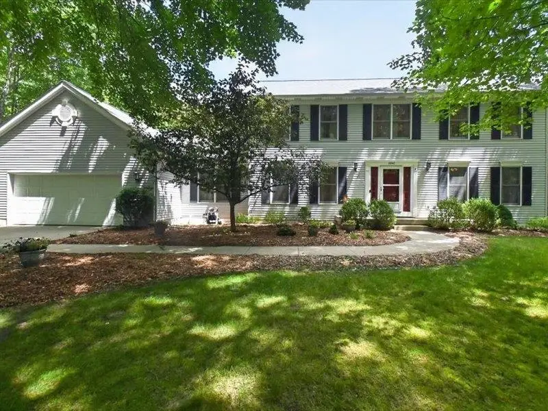 2840 N Waskevich Lane, Midland, MI 48642 - #1