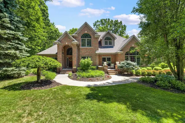 2580 Ashwood Pass, Midland, MI 48642