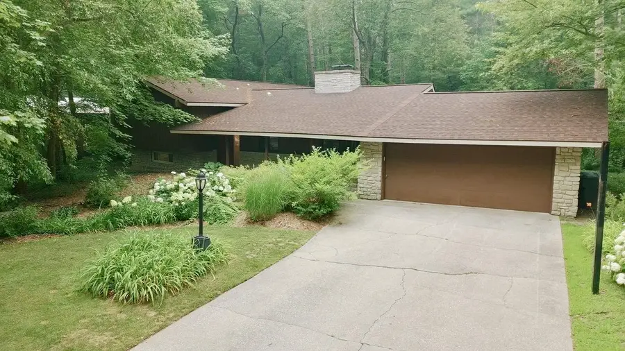 5513 Siebert Street, Midland, MI 48640 - #2