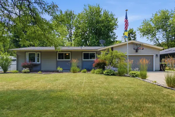 2208 Brookfield Drive, Midland, MI 48642