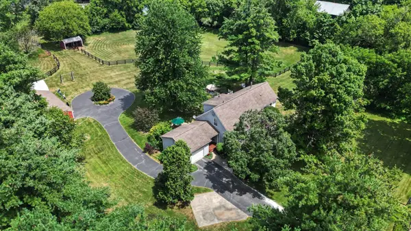 5975 Hollow Corners Road, Dryden, MI 48428