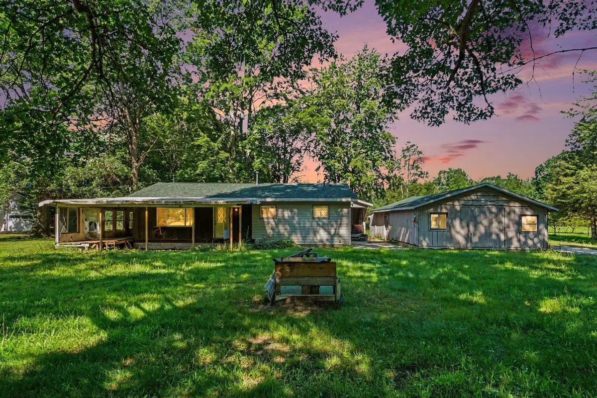 2674 S Five Nile Road, Midland, MI 48640 - #1