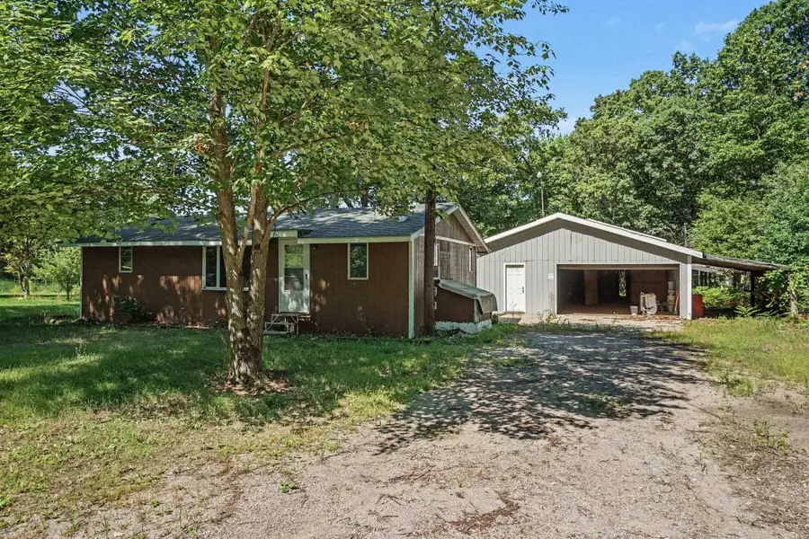 2638 S Five Mile Road, Midland, MI 48640 - #2