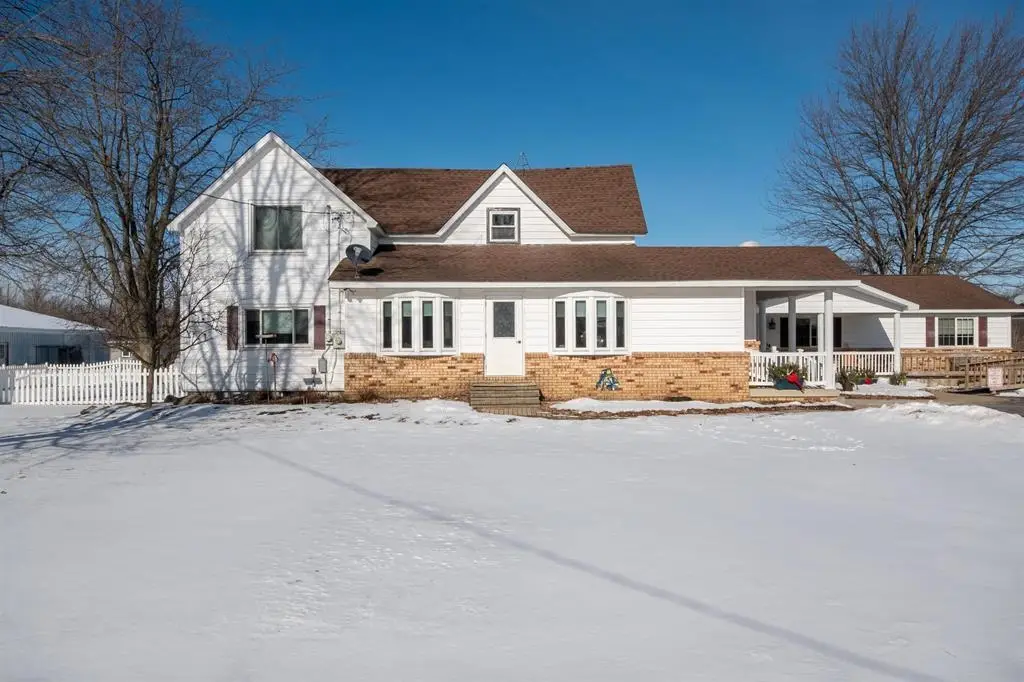2041 E Freeland Road, Freeland, MI 48623 - #1