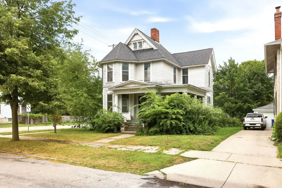 2101 5th Street, Bay City, MI 48708 - #3