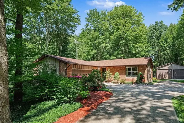 175 E Price Road, Midland, MI 48642