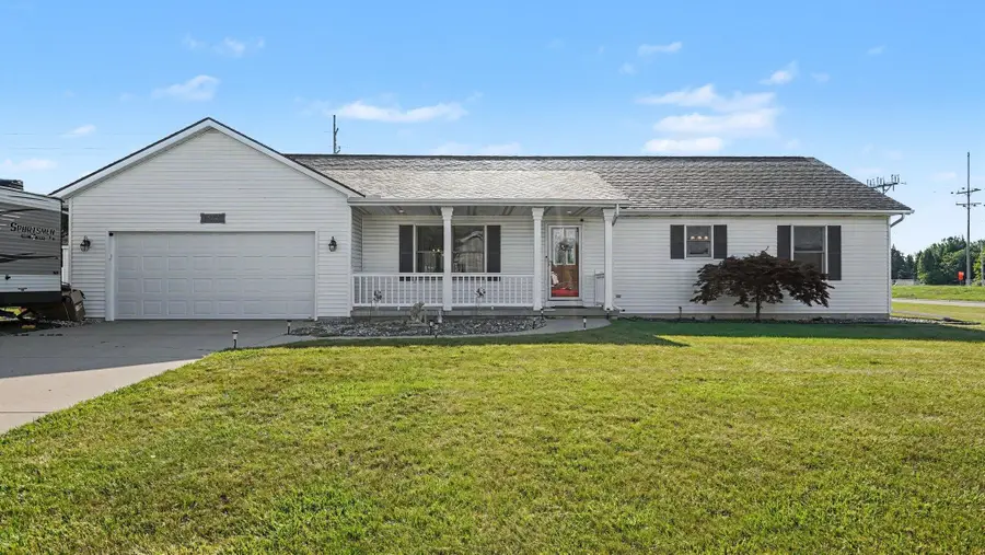 8202 Hawk Drive, Freeland, MI 48623 - #2