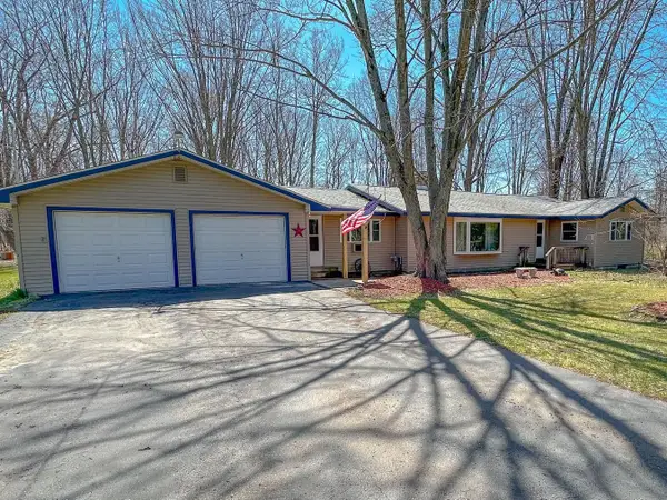 4121 W Shaffer Road, Coleman, MI 48618
