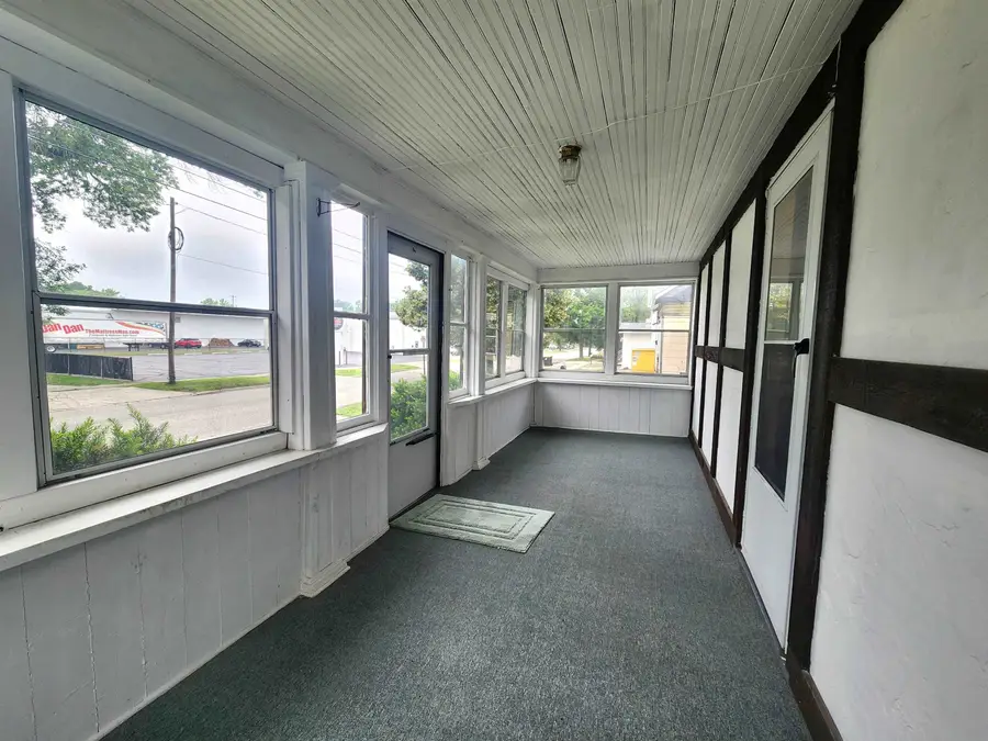 203 E Hines Street, Midland, MI 48640 - #3