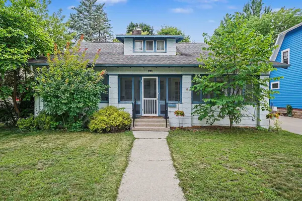 1019 E Park Drive, Midland, MI 48640