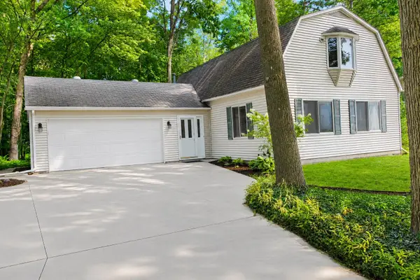 5312 Perrine Road, Midland, MI 48640