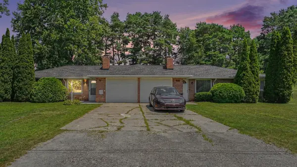 8978 Delwood Drive, Freeland, MI 48623