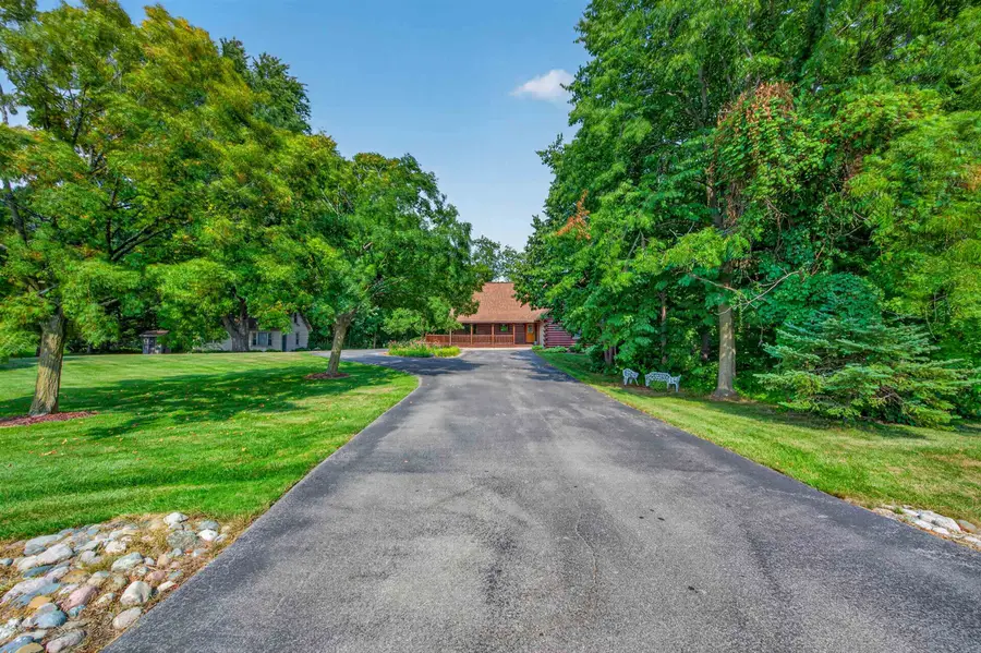 6500 N River Road, Freeland, MI 48623 - #2