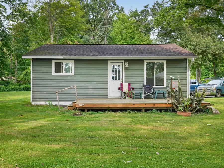 3091 N Lake Avenue, Sanford, MI 48657 - #3