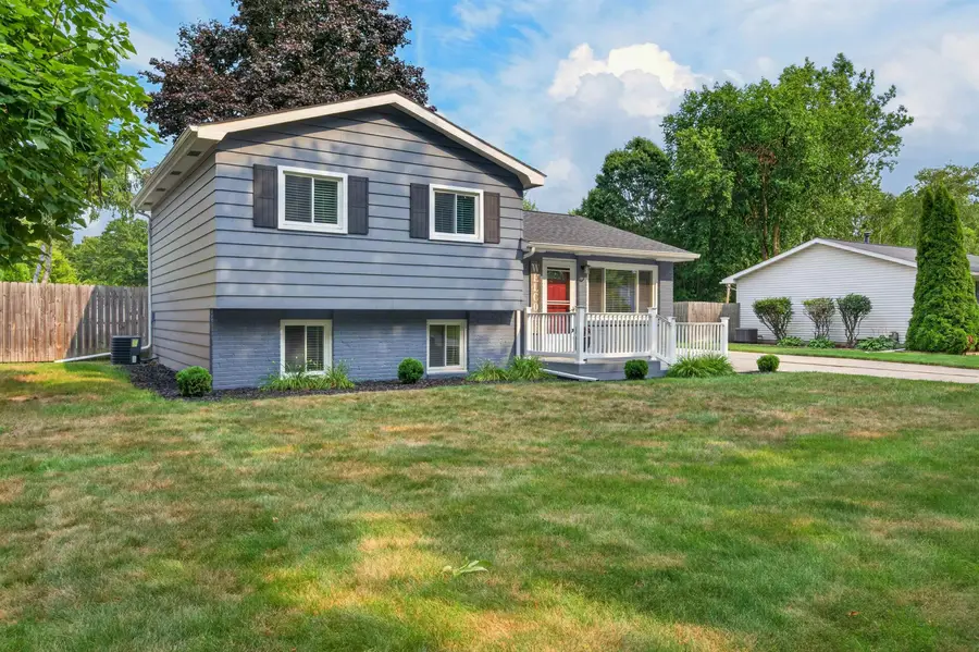 3700 Waldo Avenue, Midland, MI 48642 - #2