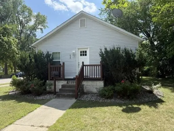 916 E Grove Street, Midland, MI 48640