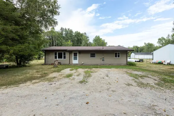 1675 S 9 1/2 Mi Road, Midland, MI 48640
