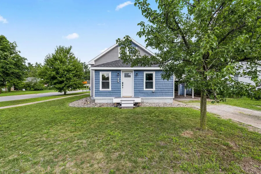 201 E Patrick Street, Midland, MI 48640 - #2