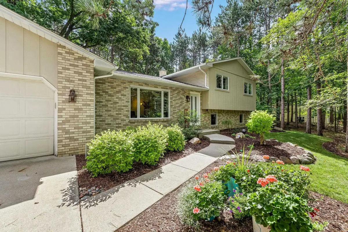 2340 N Woodland Estates Drive, Midland, MI 48642 - #1