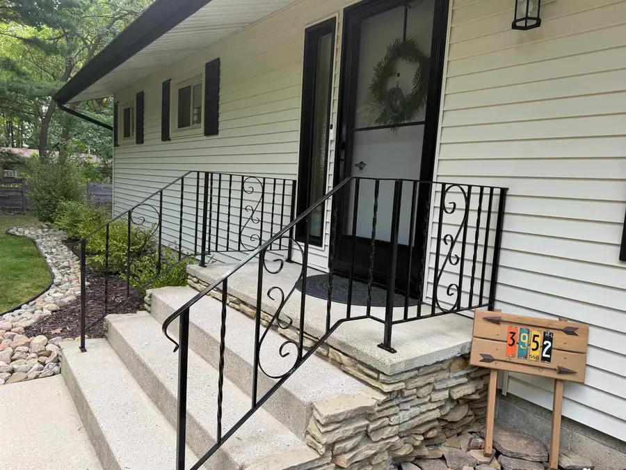 3952 E Kens Lane, Midland, MI 48642-0000 - #3