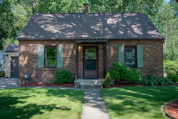 3404 Dartmouth Drive, Midland, MI 48642