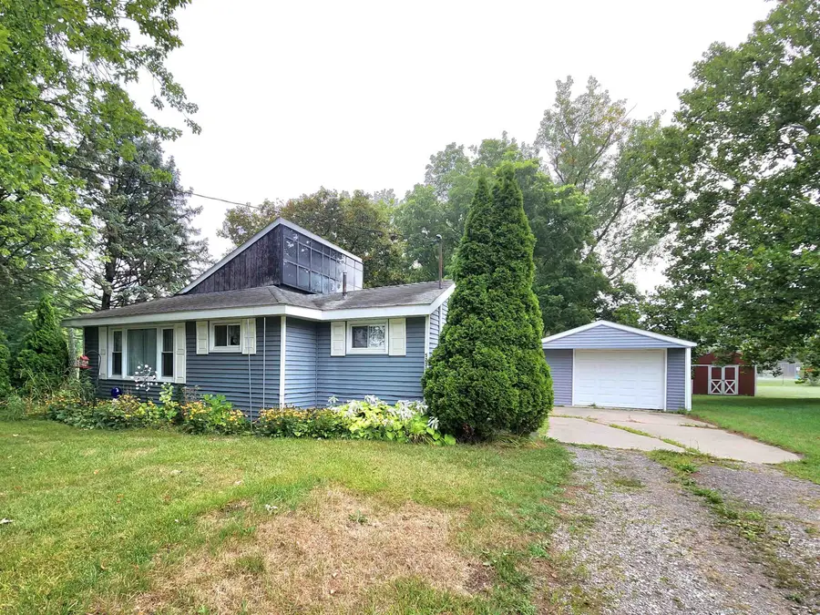 5238 Sherman Road, Saginaw, MI 48604 - #2