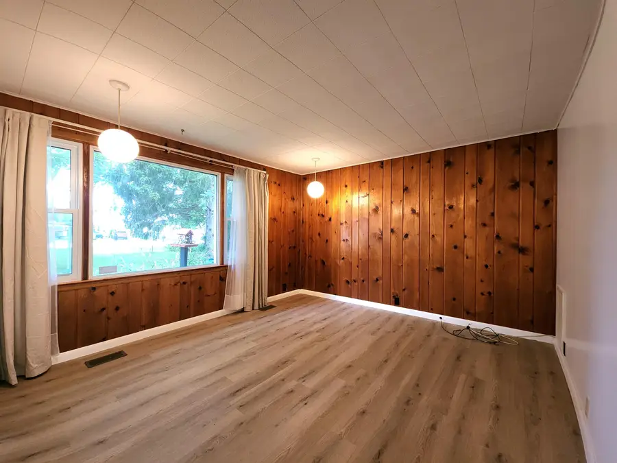 5238 Sherman Road, Saginaw, MI 48604 - #3