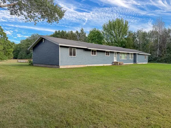3664 N Geneva Road, Coleman, MI 48618