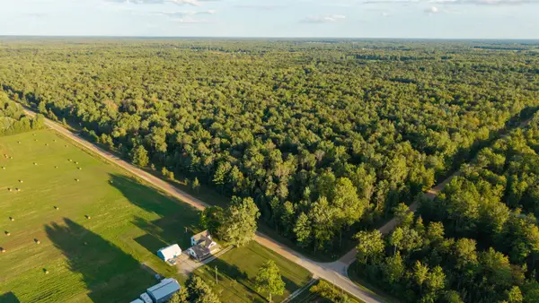 2090 E Baker Road, Hope, MI 48628