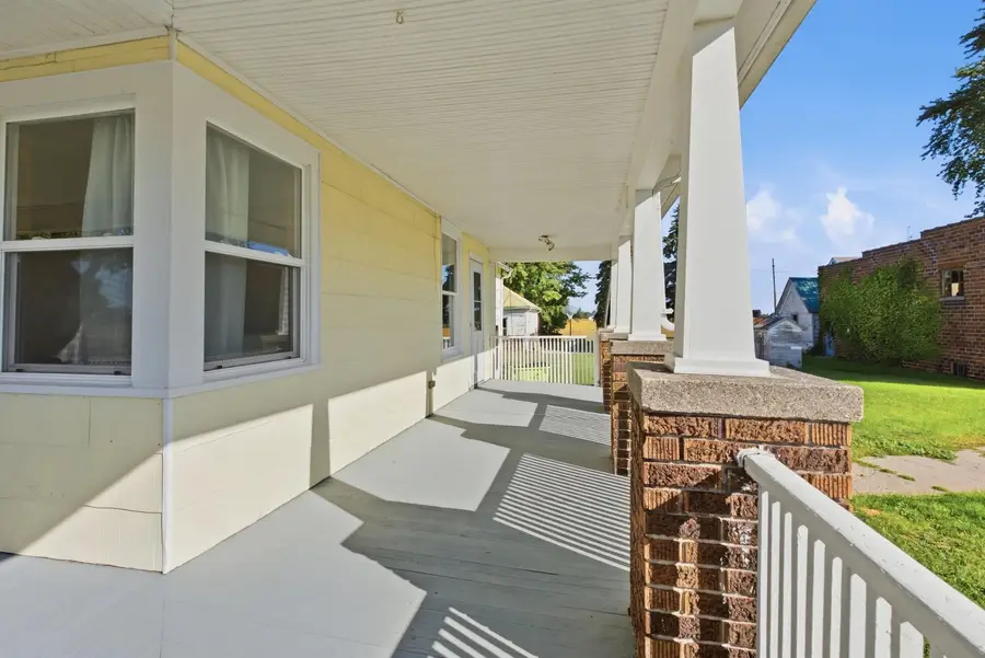 20 W Hotchkiss Road, Bay City, MI 48706 - #3