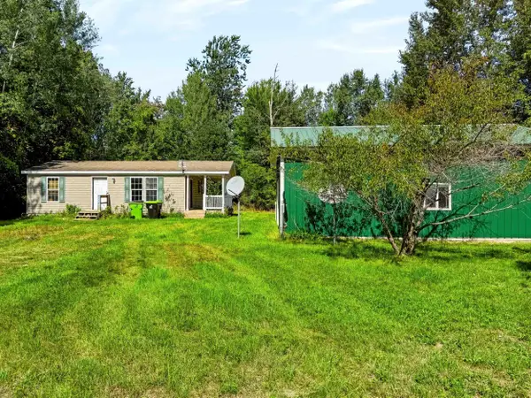 5760 W Curtis Road, Coleman, MI 48618