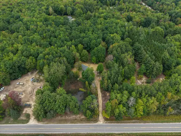 1469 E Brushaber Road, Hope, MI 48628