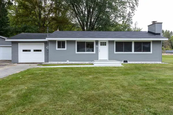 704 Prairie Creek Drive, Midland, MI 48640