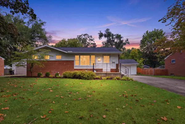 1213 Wallen Street, Midland, MI 48642