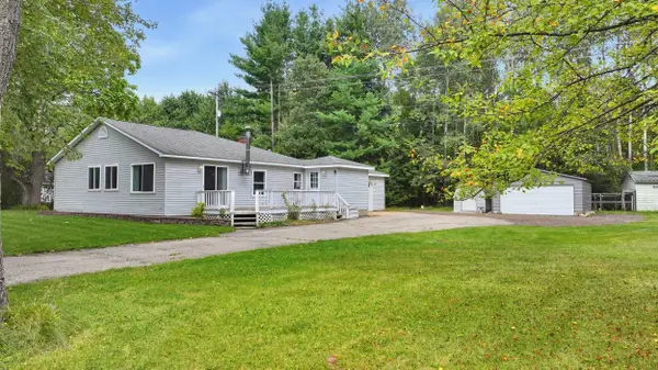 4864 W Saginaw Road, Coleman, MI 48618