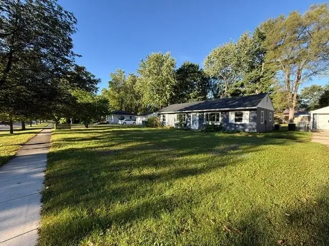 3711 Washington Street, Midland, MI 48642 - #2