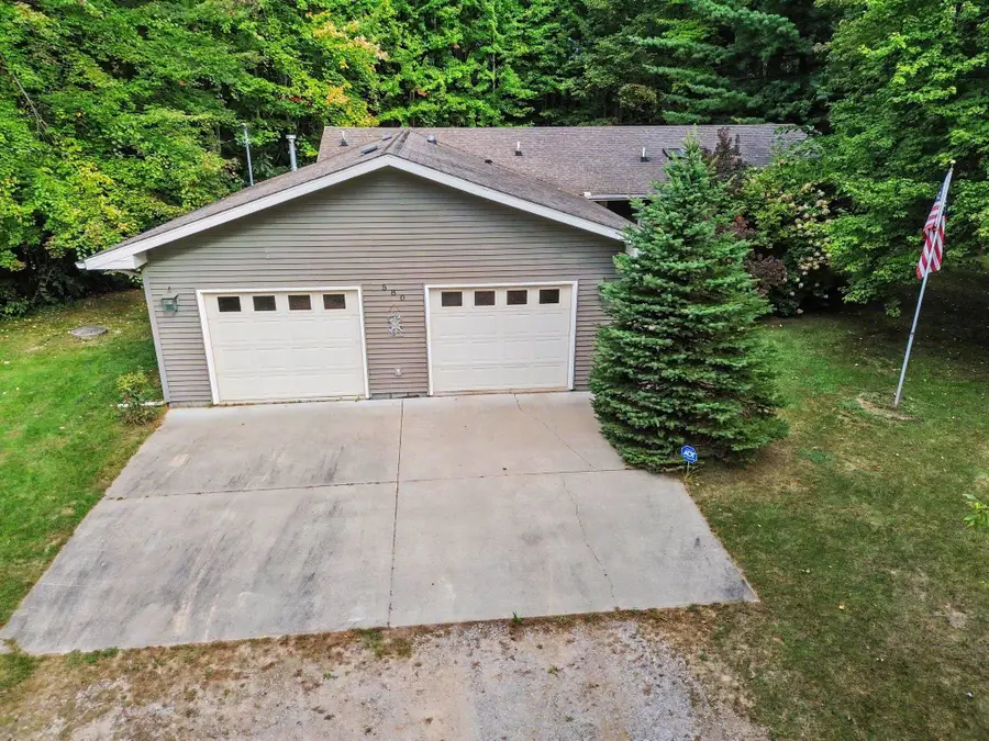 580 W Shearer Road, Sanford, MI 48657 - #3
