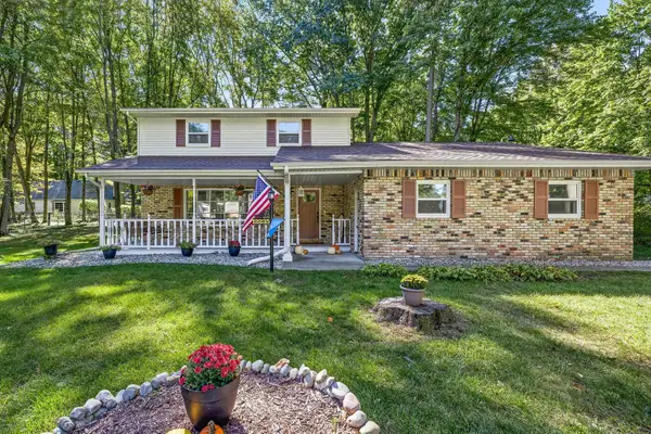 12235 Palatial Drive, Freeland, MI 48623