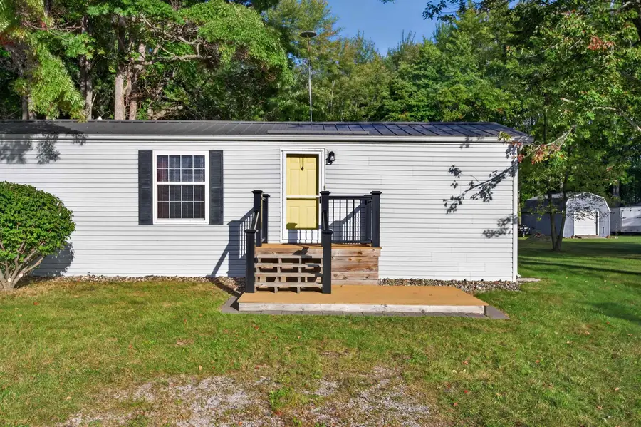 3977 S Poseyville Road, Hemlock, MI 48626 - #2
