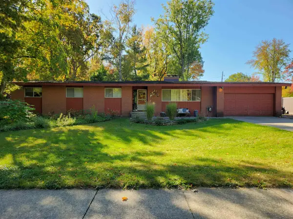 1010 Willard Street, Midland, MI 48642