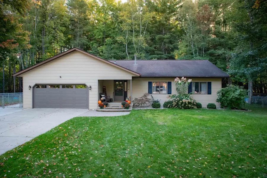 2172 N Lynn Street, Sanford, MI 48657 - #2